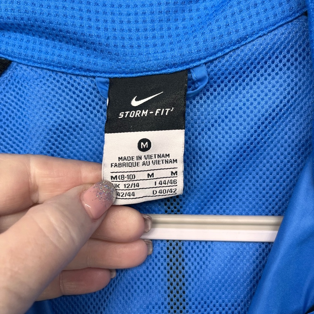 Nike Women's Vibrant Blue Utility Jacket - Picture 4 of 8